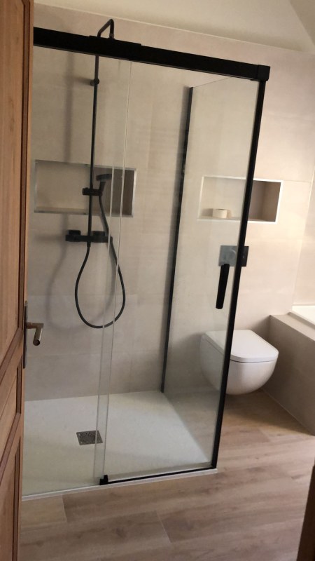 34a72310-28e5-4525-a459-7f68ba0f13da.jpg Installation de salles de bains clé en main, Dijon